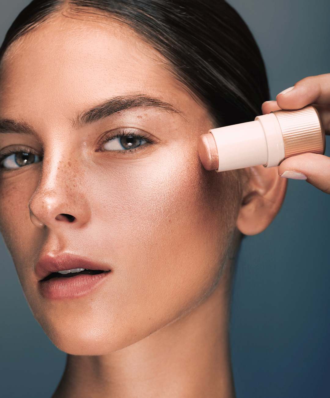 Ethereal_Luminizer_Highlighter_1080_x_1300.png