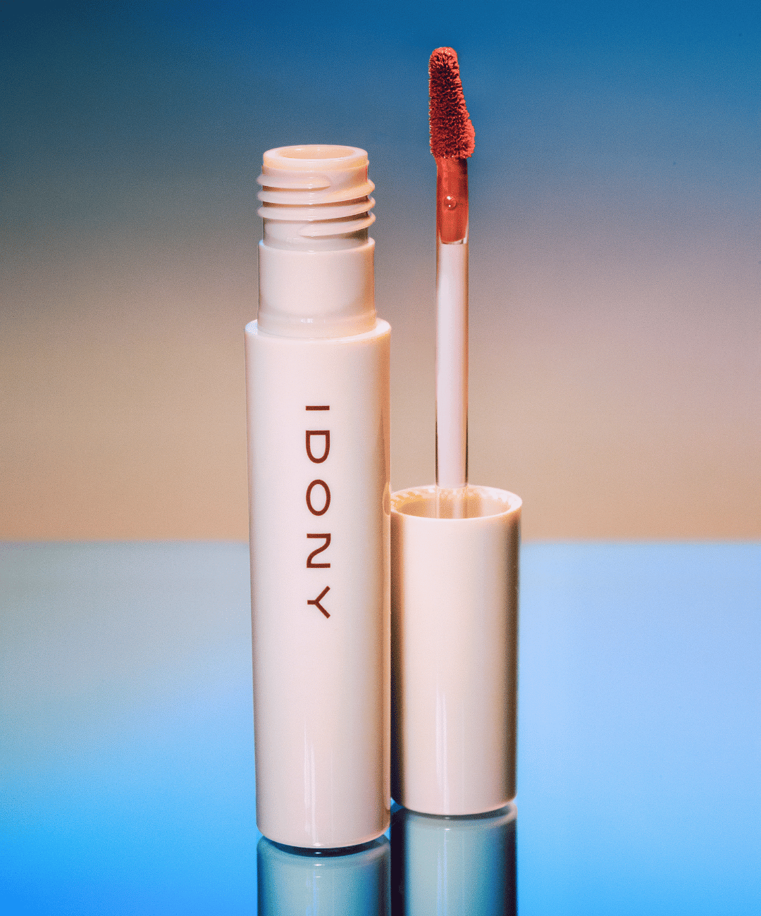 Lip Bloom Oil & Tint tinta y aceite de labios tono Clover Club foto catálogo