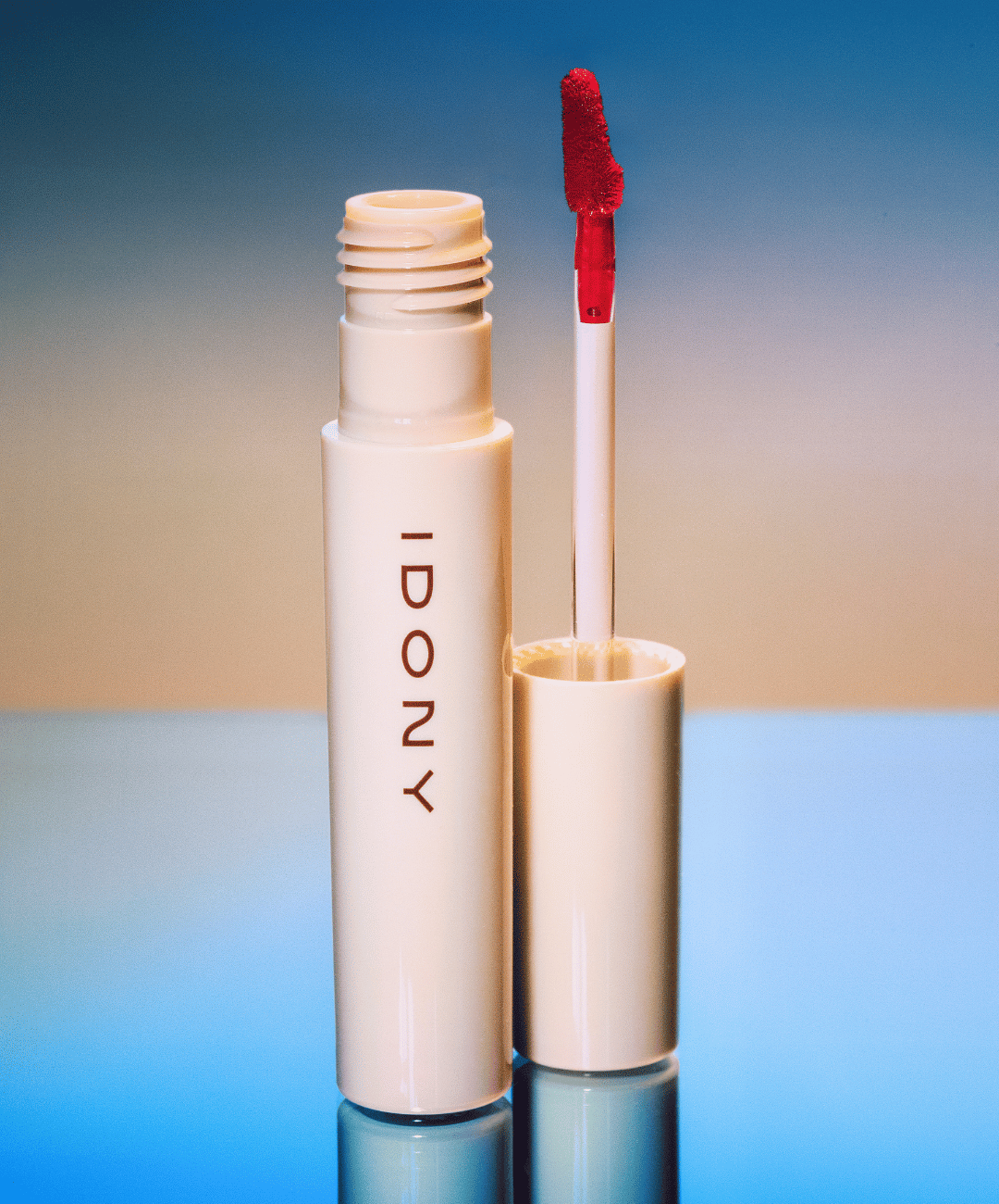 Lip Bloom Oil & Tint tinta y aceite de labios tono Ruby Vice foto catálogo
